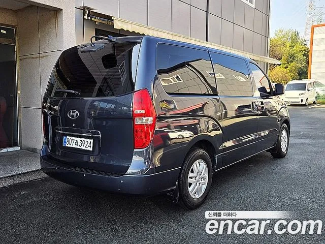 Hyundai Starex 2018 thumb 3