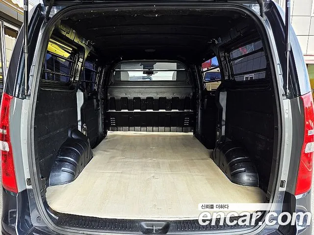 Hyundai Starex 2018 thumb 5