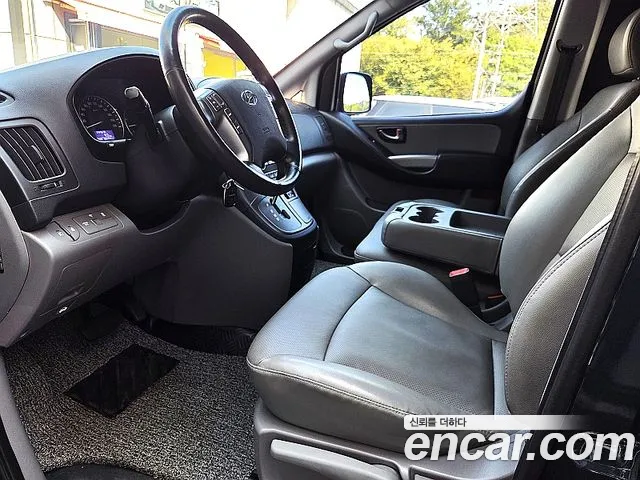 Hyundai Starex 2018 thumb 6