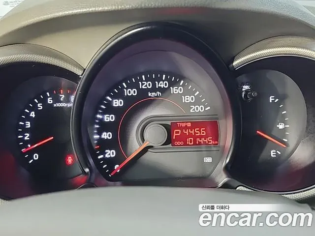 Kia Ray 2012 thumb 7