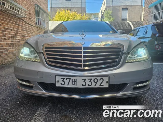 Mercedes-Benz S-Класс 2010 thumb 3