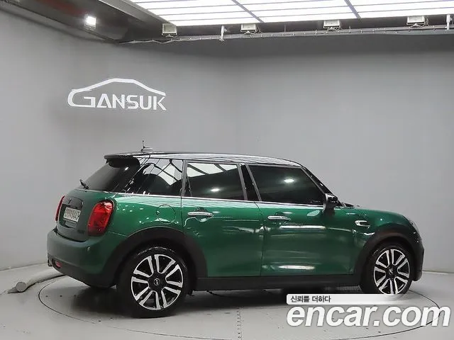 MINI Hatch 2021 thumb 4