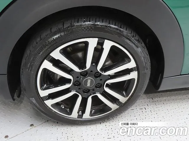 MINI Hatch 2021 thumb 5