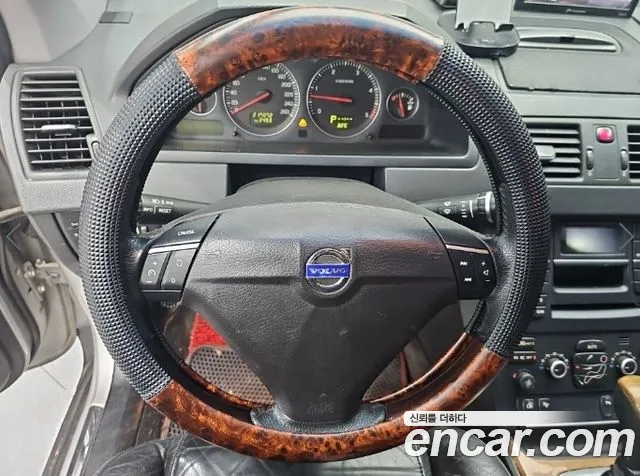 Volvo XC90 2007 thumb 8