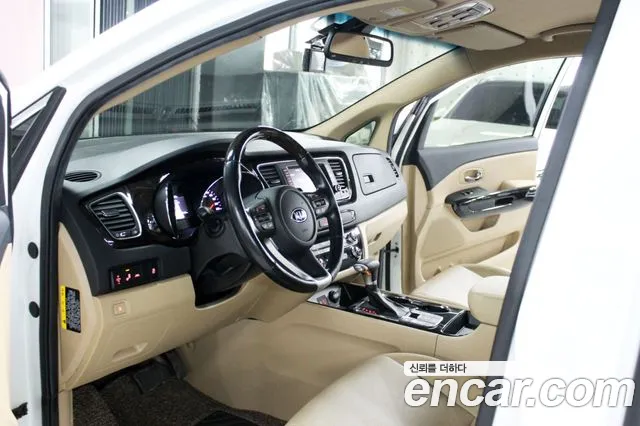 Kia Carnival 2020 thumb 8