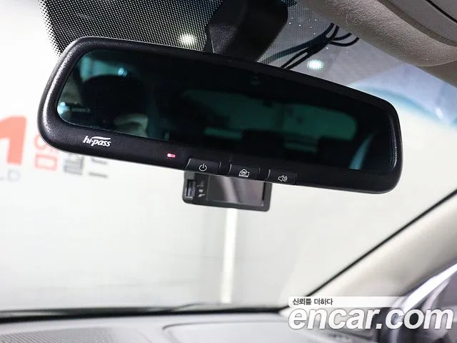 KG_Mobility_Ssangyong TIBOLI 2020 thumb 10