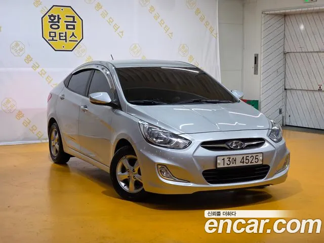 Hyundai Accent 2012 thumb 4