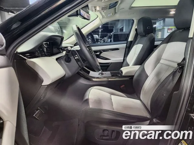 Land Rover Range Rover Evoque 2025 thumb 9