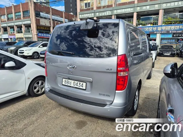 Hyundai Starex 2017 thumb 4