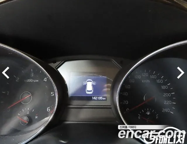 Kia Carnival 2018 thumb 6