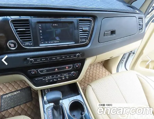 Kia Carnival 2018 thumb 7
