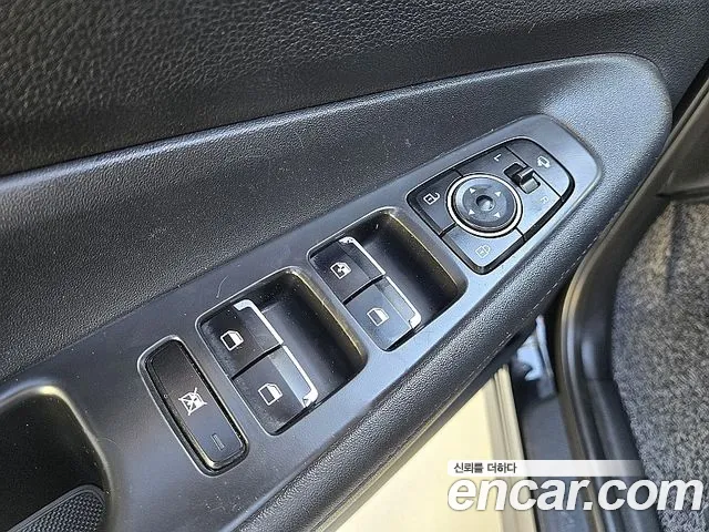 Hyundai Santa Fe 2019 thumb 10