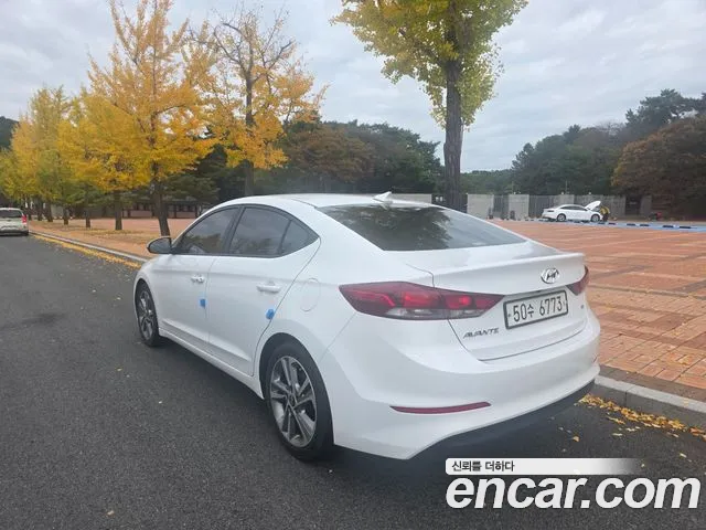 Hyundai Avante 2018 thumb 2