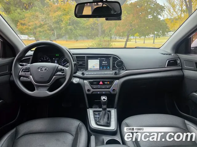 Hyundai Avante 2018 thumb 7