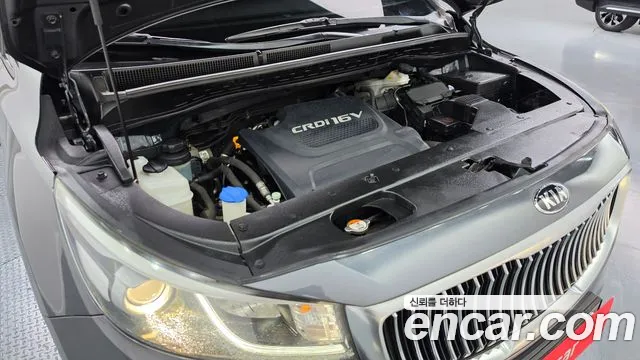 Kia Carnival 2016 thumb 6