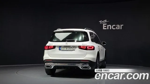 Mercedes-Benz GLB 2023 thumb 4