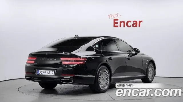 Genesis G80 2022 thumb 2