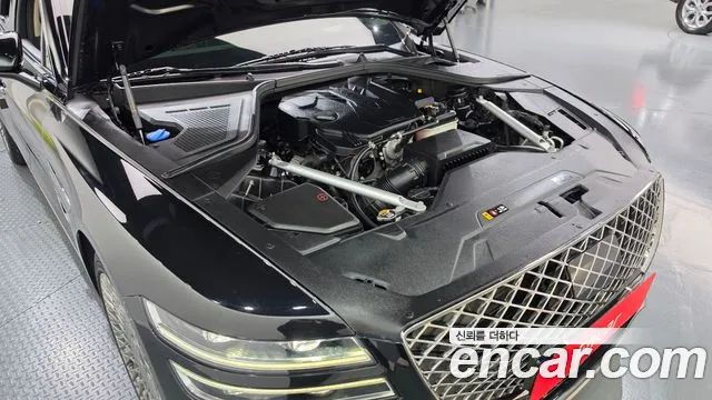 Genesis G80 2022 thumb 6