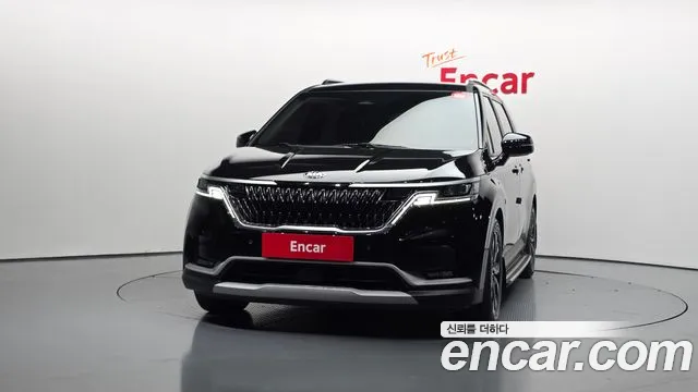 Kia Carnival 2021 thumb 3
