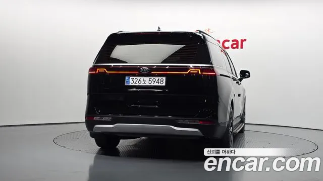 Kia Carnival 2021 thumb 4