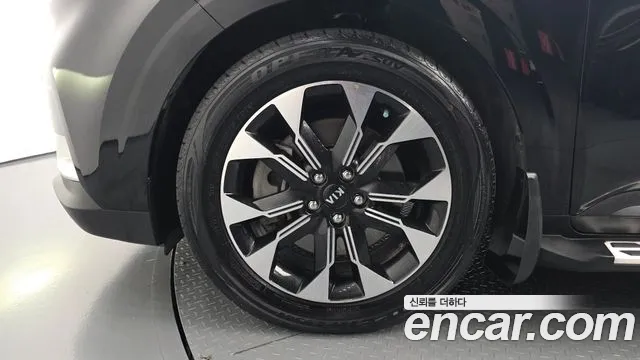 Kia Carnival 2021 thumb 5