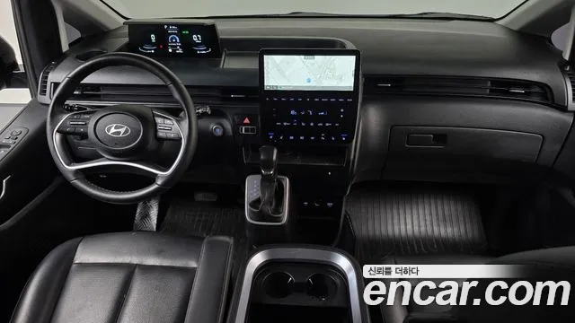 Hyundai Staria 2024 thumb 7