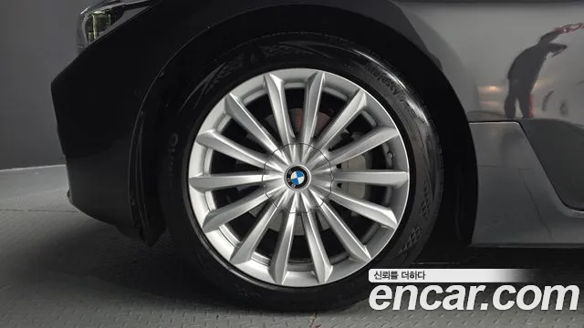 BMW Gran Turismo 2020 thumb 4