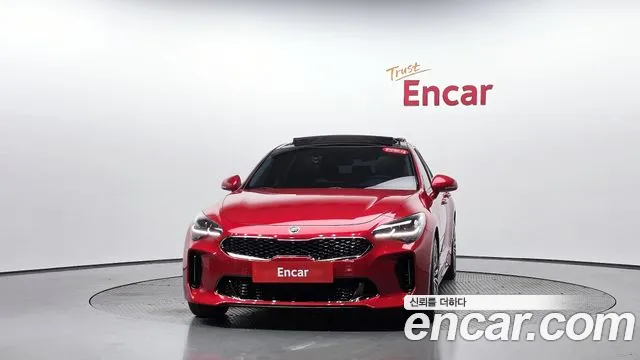 Kia Stinger 2017 thumb 2