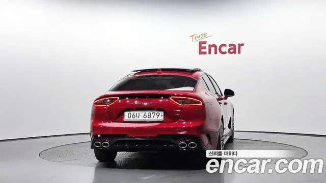 Kia Stinger 2017 thumb 3