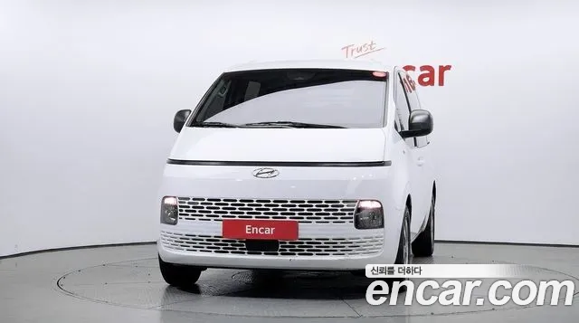 Hyundai Staria 2021 thumb 3