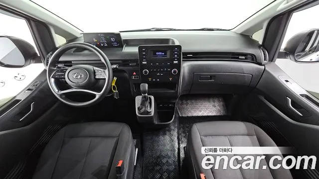 Hyundai Staria 2021 thumb 7