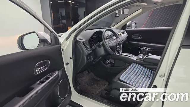 Honda HR-V 2018 thumb 10