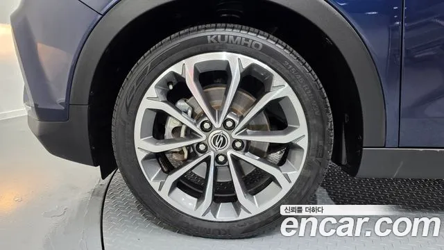KG_Mobility_Ssangyong TIBOLI 2018 thumb 5