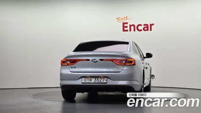 Renault-KoreaSamsung Megane 2017 thumb 4