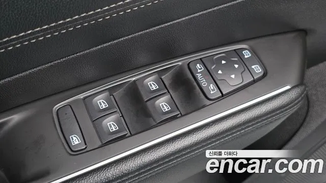 Renault-KoreaSamsung Megane 2017 thumb 12