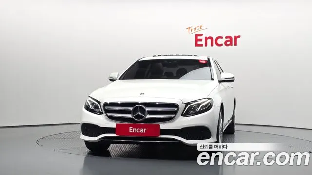 Mercedes-Benz E-Класс 2018 thumb 3