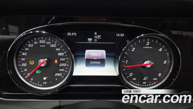 Mercedes-Benz E-Класс 2018 thumb 8