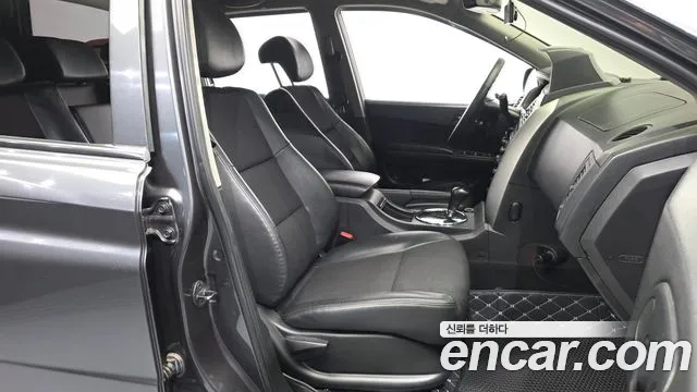KG_Mobility_Ssangyong KORANDO 2013 thumb 11