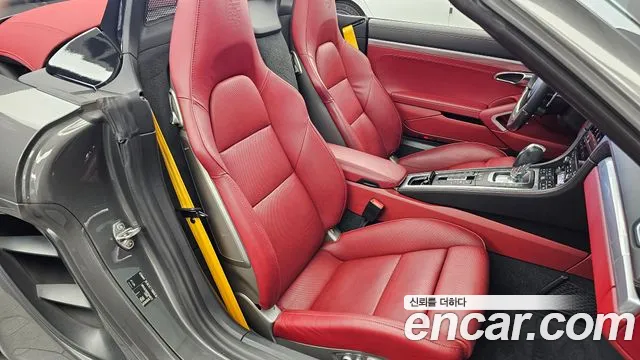 Porsche Cayman 2017 thumb 12