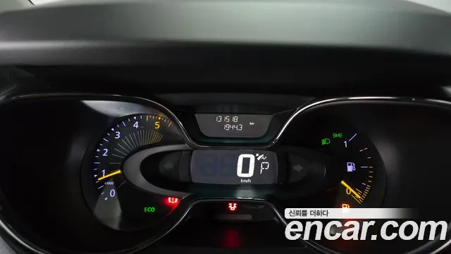 Renault-KoreaSamsung Captur 2015 thumb 8