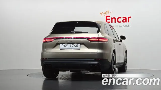 Porsche Cayenne 2019 thumb 4