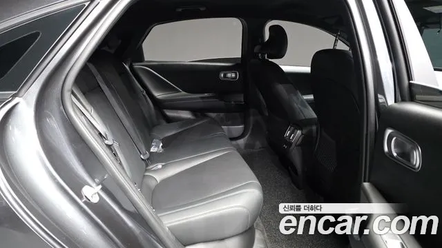 Hyundai IONIQ 6 2024 thumb 11