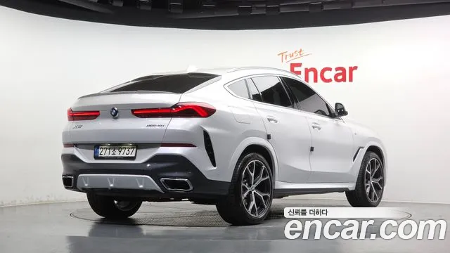 BMW X6 2022 thumb 2