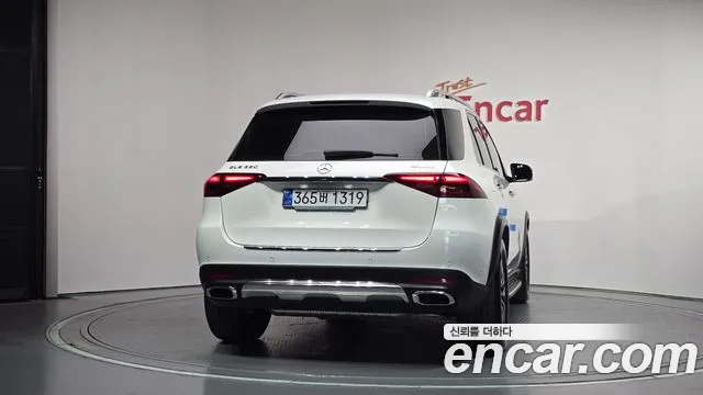 Mercedes-Benz GLE 2026 thumb 4