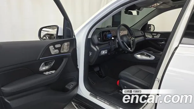Mercedes-Benz GLE 2026 thumb 10
