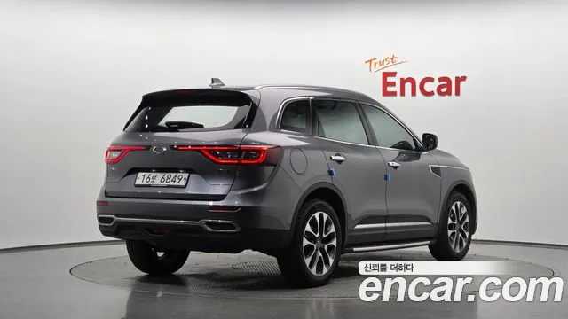 Renault-KoreaSamsung Koleos 2018 thumb 2