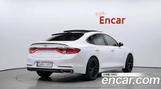 Hyundai Grandeur 2017 thumb 2