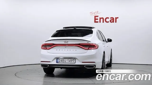 Hyundai Grandeur 2017 thumb 4