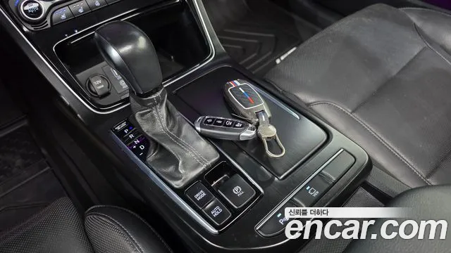 Hyundai Grandeur 2017 thumb 9