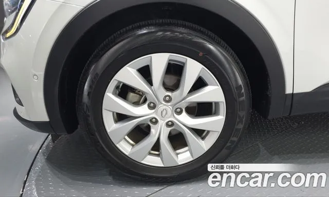 Renault-KoreaSamsung Arkana 2021 thumb 5